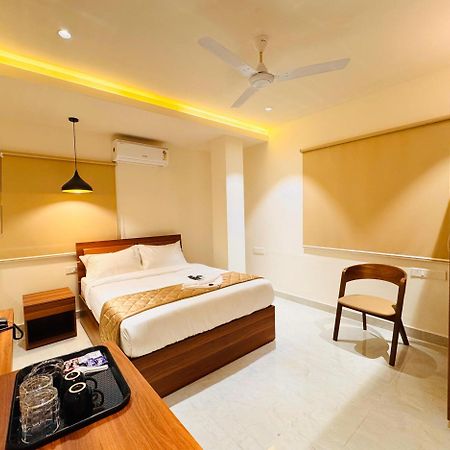 Hotel Star Avenue - Indiranagar Bangalore Extérieur photo