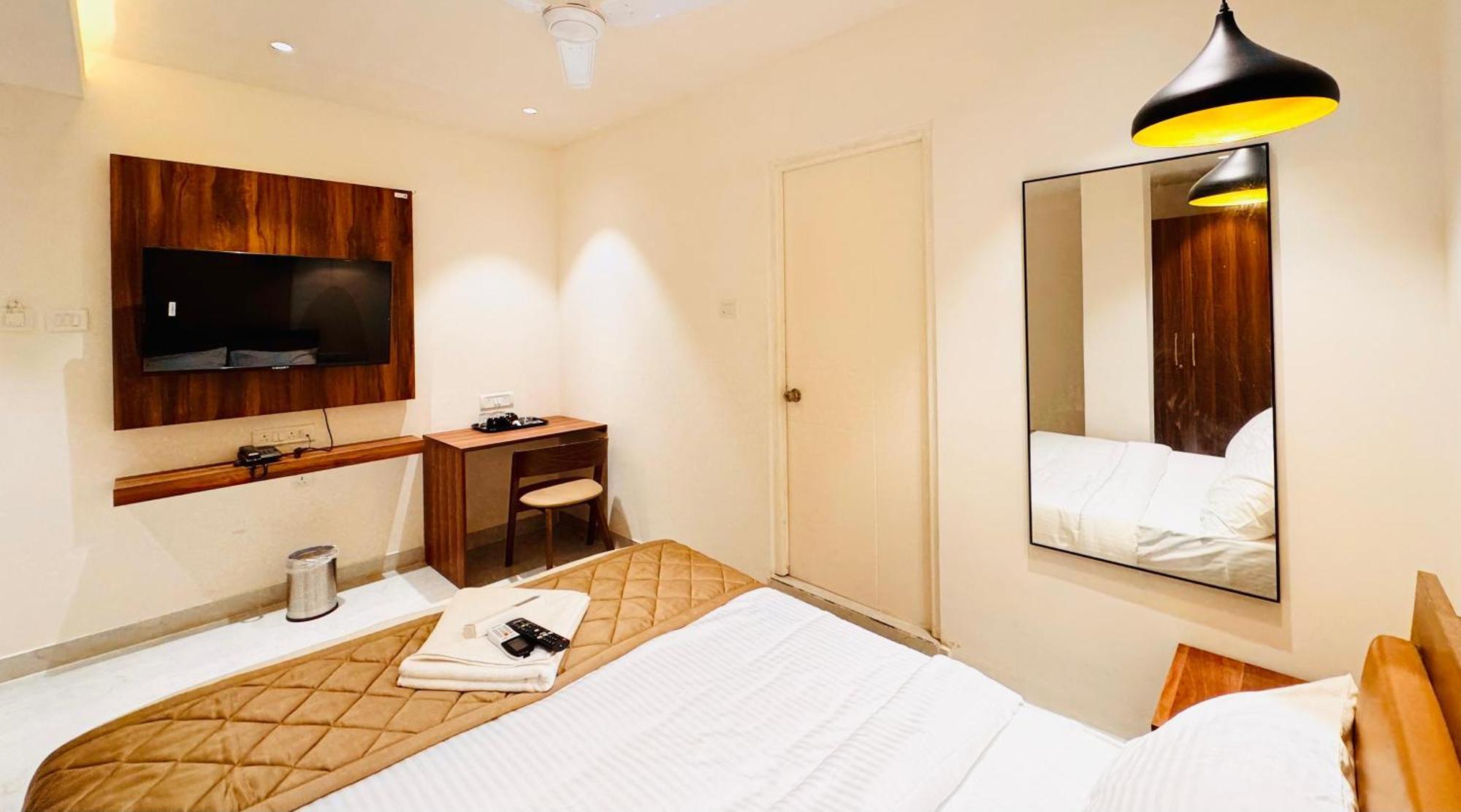 Hotel Star Avenue - Indiranagar Bangalore Extérieur photo