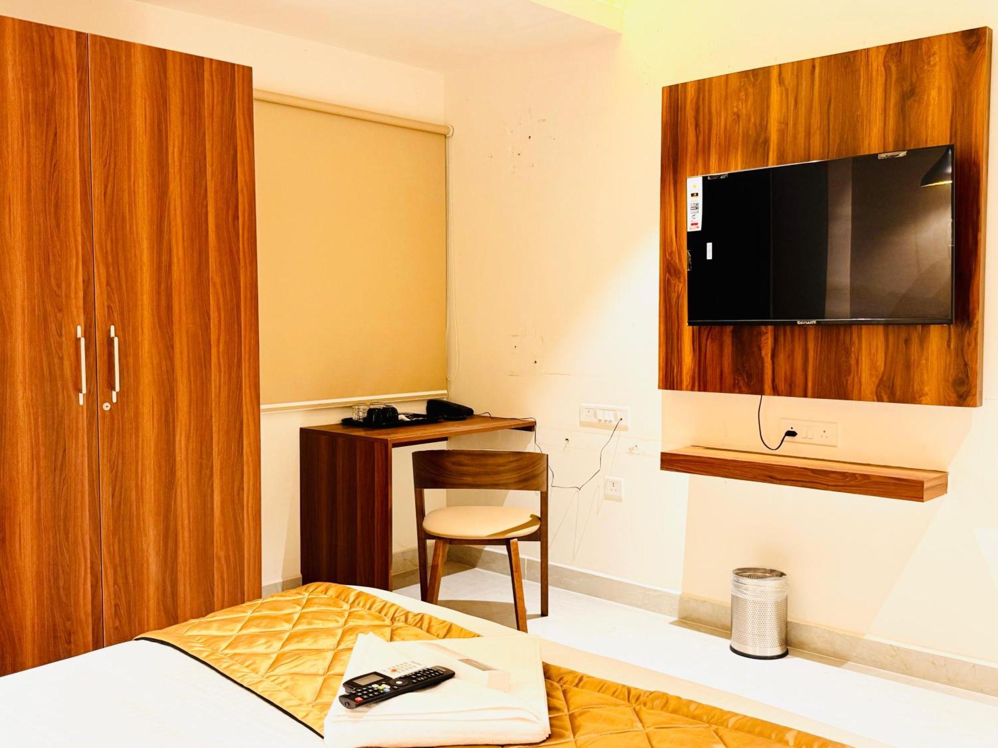 Hotel Star Avenue - Indiranagar Bangalore Extérieur photo