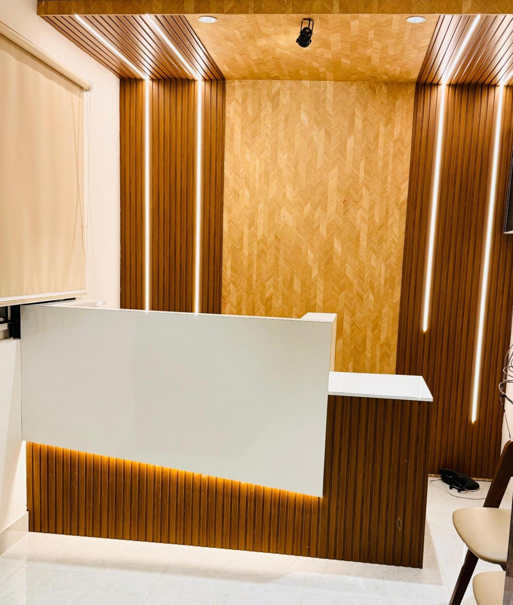 Hotel Star Avenue - Indiranagar Bangalore Extérieur photo